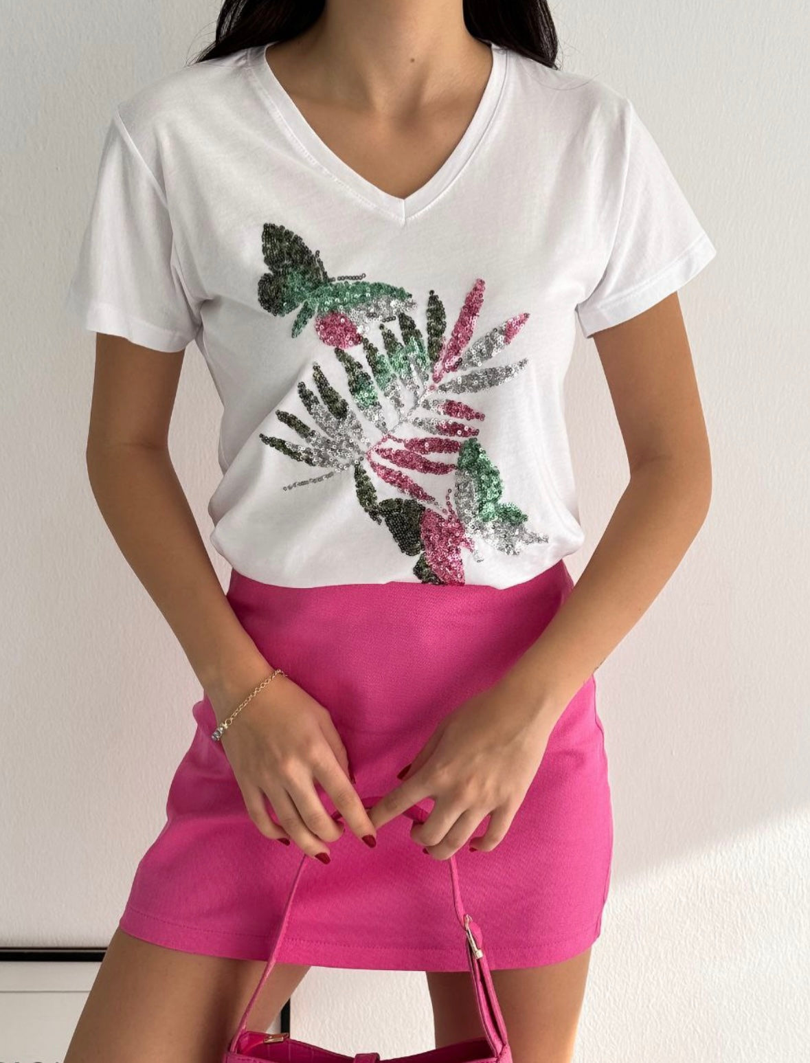 Coral tshirt