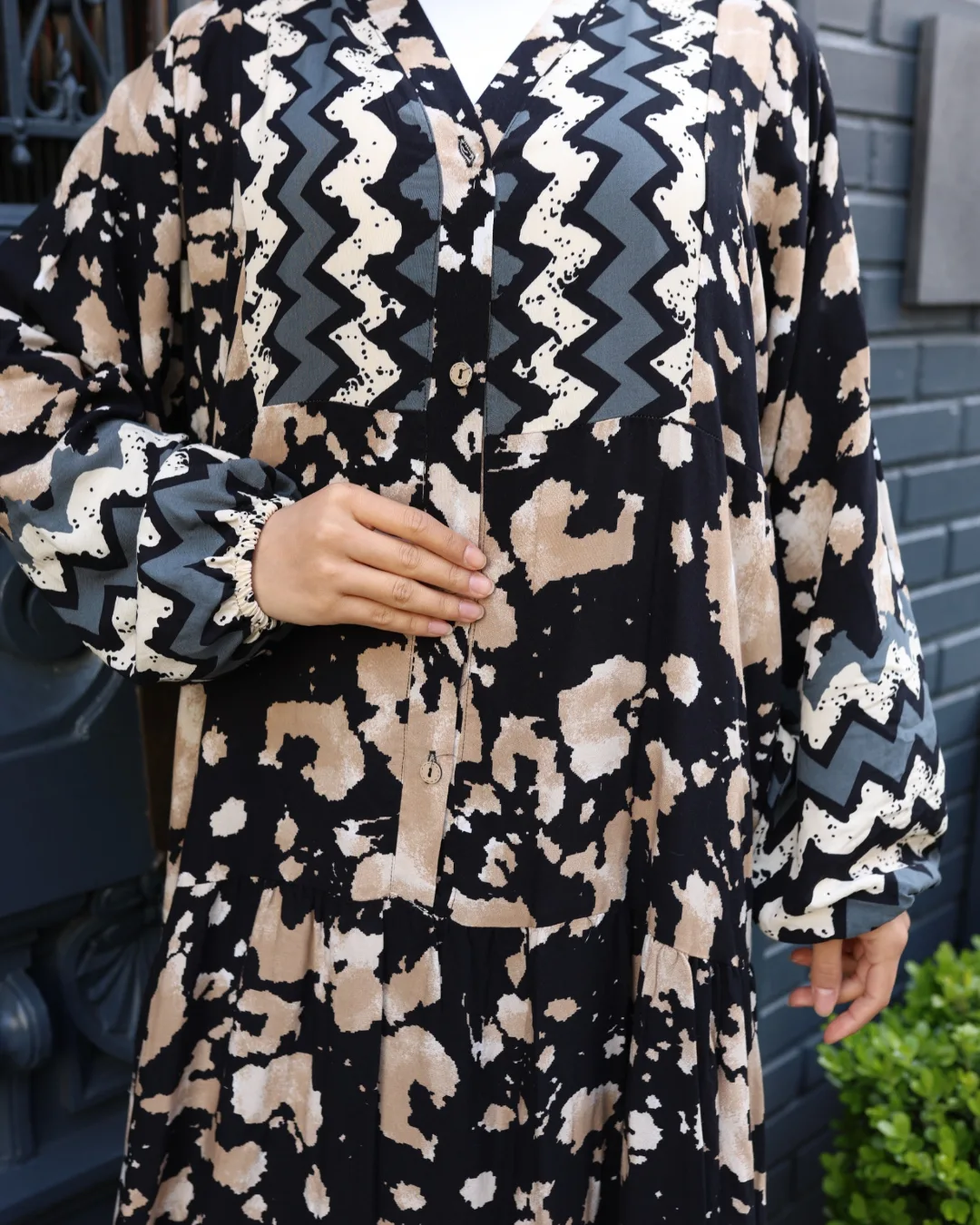 Black Beige Dress