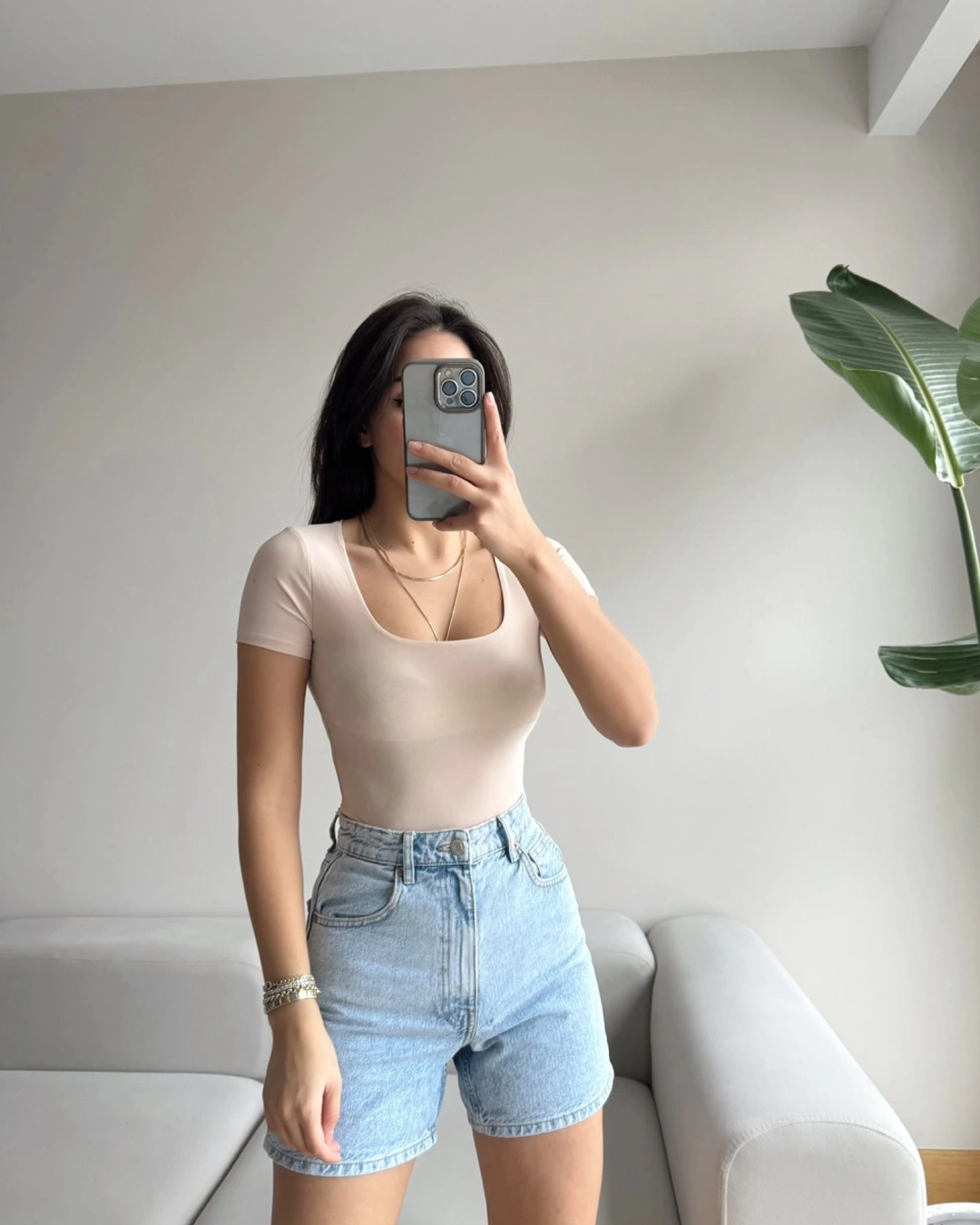U Yaka Crop Beige